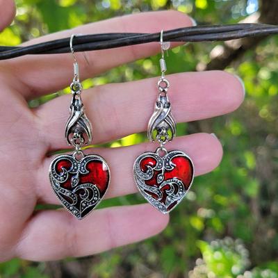 1 paio Orecchini Pendenti Retro Gotici a Forma di Pipistrello e Cuore per Donna, Regalo per le Vacanze