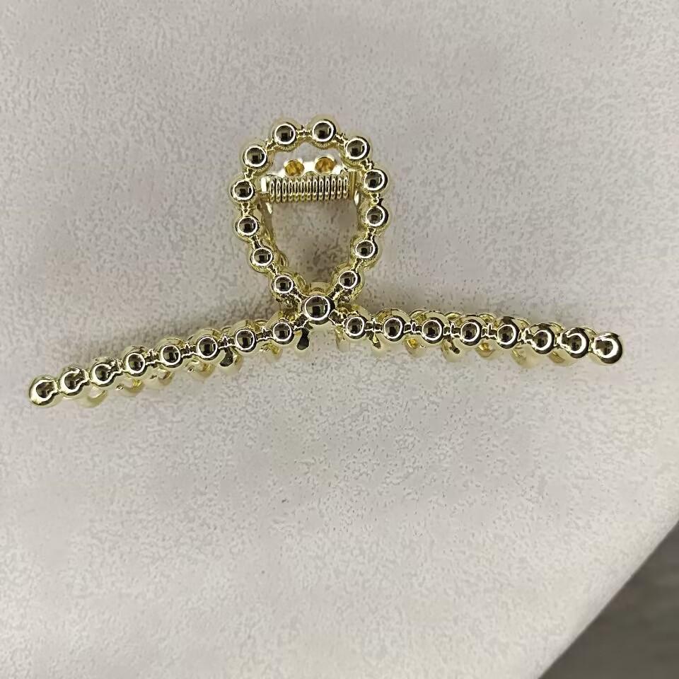 Metal Large Silver Luxury Solid Colors Hair Claws Grab Butterfly Elegant Vintage Headband Hair Clips for Women