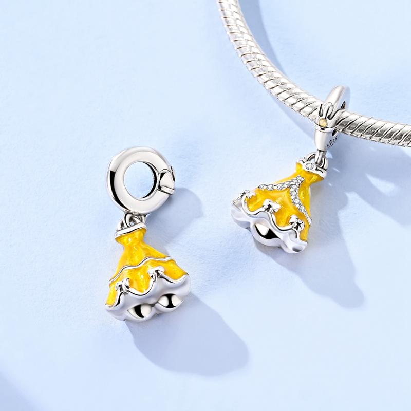 New In Charms Copper Maple Leaves Yellow Pendant Beads Jewelry Fit Pan Original Bracelet Diy For Women Gift