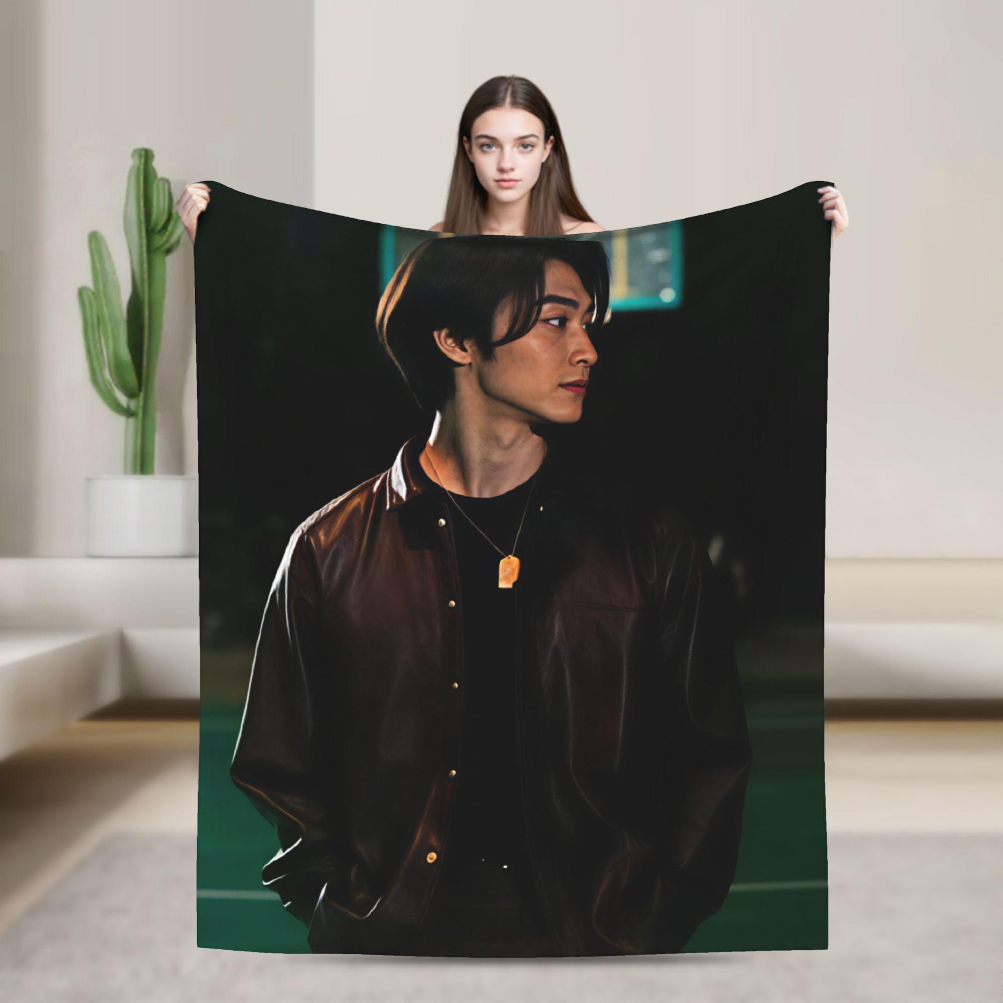 Exquisite Fashion Items Unisex Tv Xo Kitty Kim Min Super Warm Blanket Decorative Plush Throw Blanket Comfortable Living Room Flannel Bedspread Sofa Bed Cover