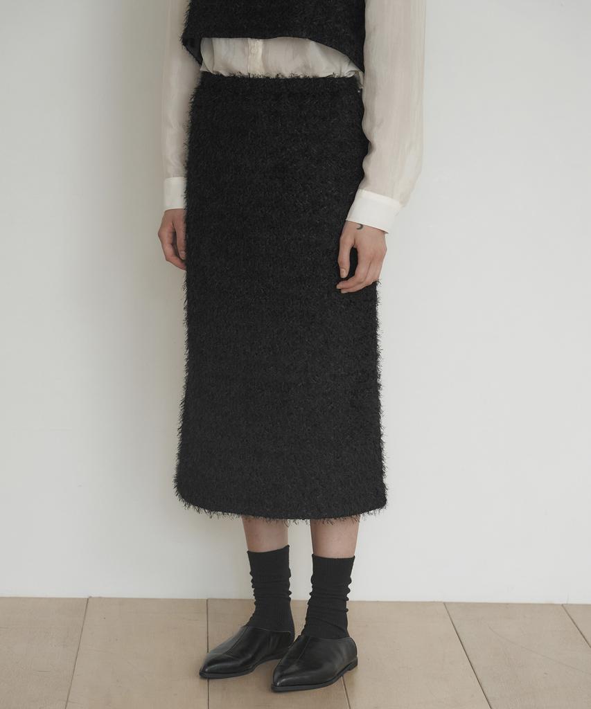 Mosyupamosyu Fluffy Midi Skirt [Black]