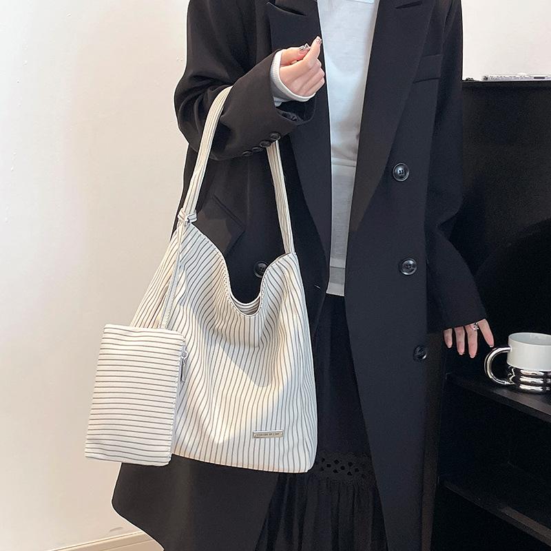 Commuter Shoulder Bag Large Capacity Striped Tote Bag Literary Shopping Bag Versatile Student Women's Bag
