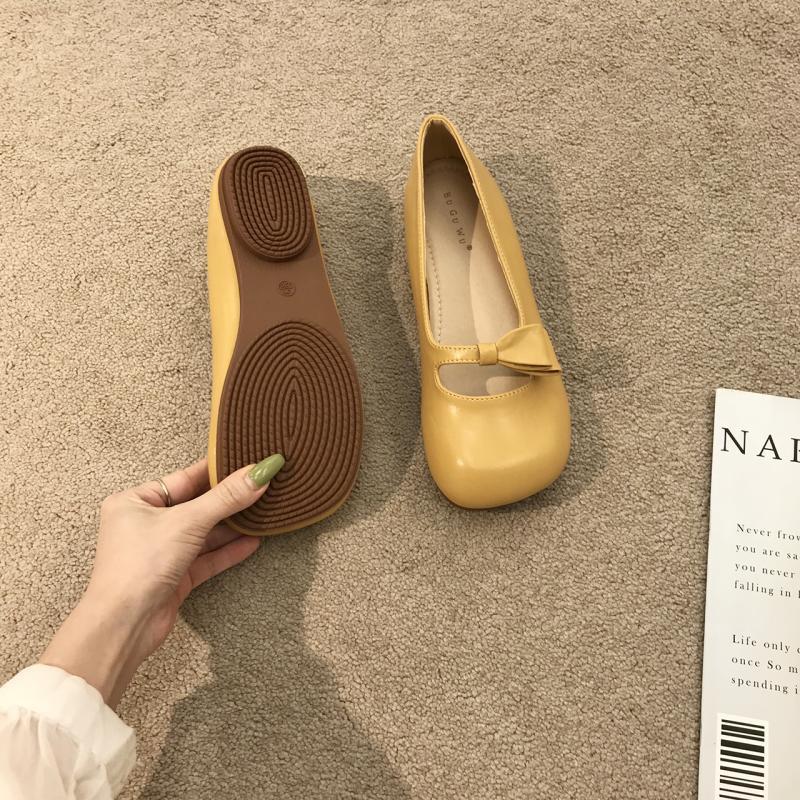 Round Head Late Evening Wind Literary Soft-soled Single Shoes Women's 2025 New Fairy Retro Bow Doudou Shoes Women's Single Shoes