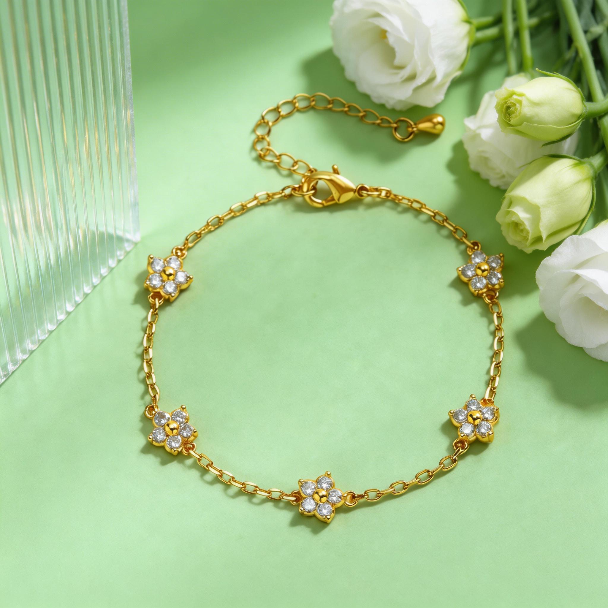 

Exquisite Zircon Five-Petal Flower Bracelet for Women Gold Plated Lucky Flower Bracelets Luxurious Jewelry Gift