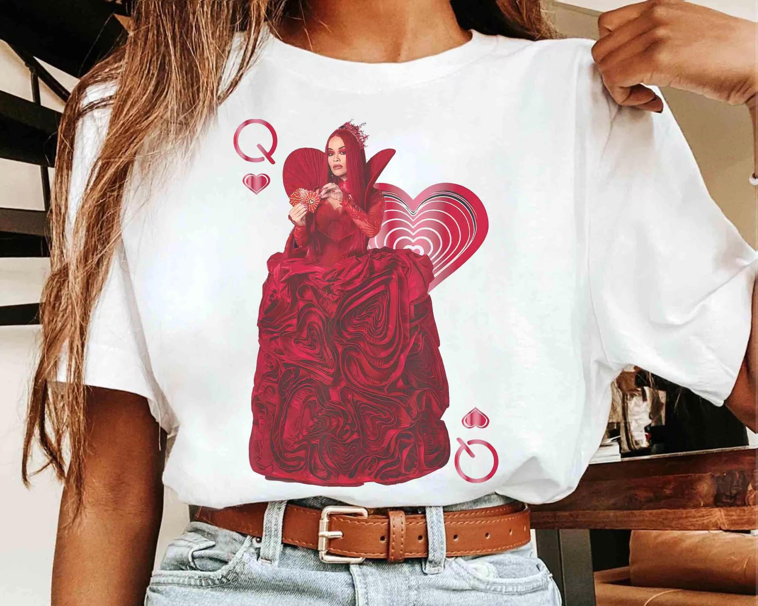 

The Rise Of Red Queen Of Hearts Portrait Shirts Red Evie Chloe Descendants 4 Movie Tee Birthday Girl Trip S
