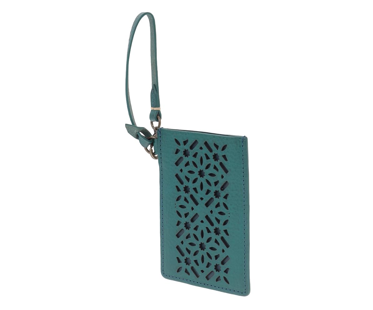 

Diamond cutwork pass case