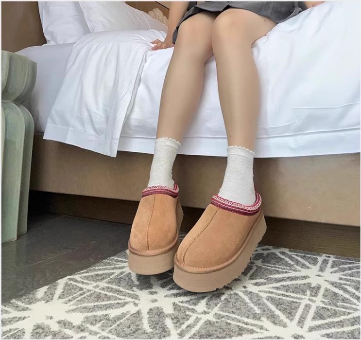 Sangpo Ethnic-Style Women's Winter Boots - Leather & Fur, Thick Sole, Height-Boosting, Velvety Warmth, Cotton Lining