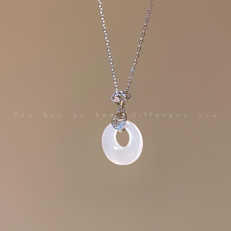 New Chinese Zen Ethnic Style Butterfly Necklace Women'S High Sense Retro Collarbone Chain Sweater Chain Accessories