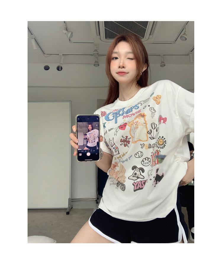 Retro Cartoon Animal Printed T-shirt for Women
