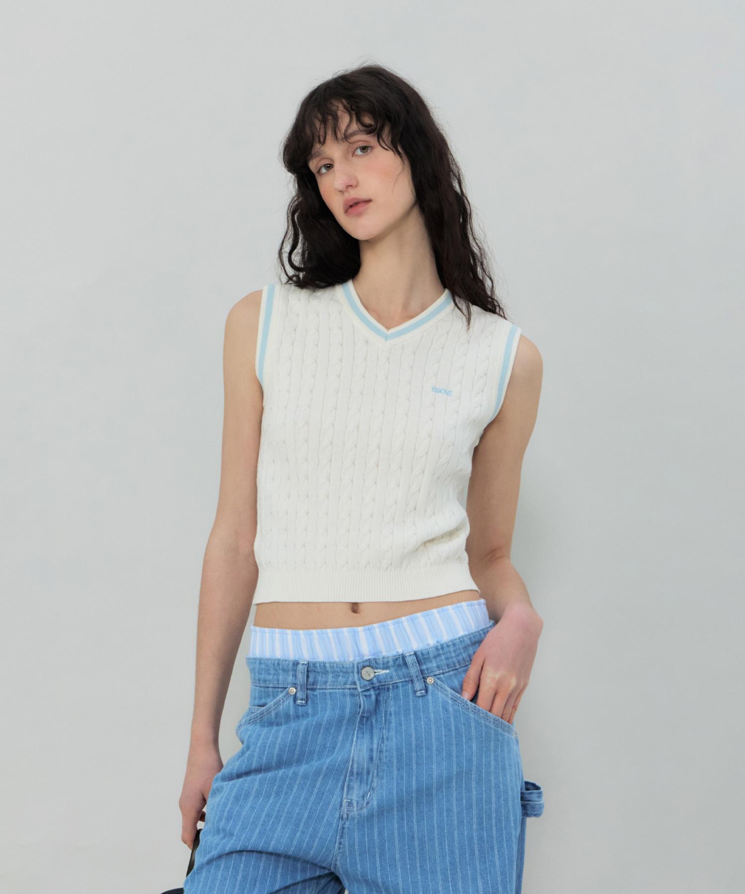Grove Koa V-Neck Knit Vest (Ivory) Ivory/F