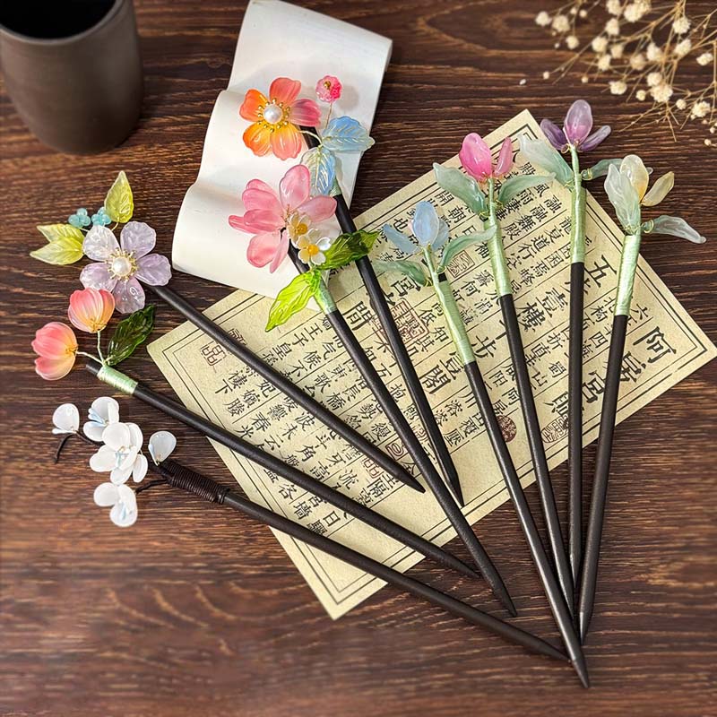 New Chinese Style Flower Wooden Hair Sticks For Women Classic Petal Leaf Chopsticks Buns Hair Pins Hair Ornaments