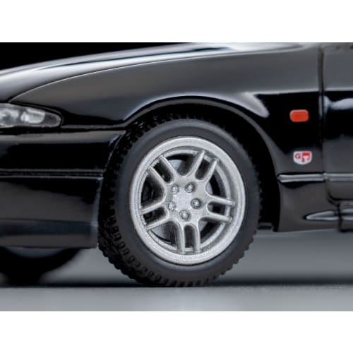 TOMYTEC Tomica Limited Vintage Neo 1/64 Scale LV-N308d Nissan Skyline GT-R V-spec Black 1995 Model (Finished Model) 336051