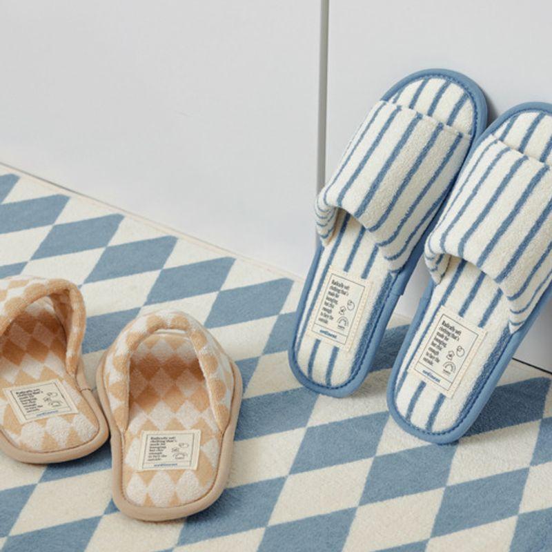 Ordinent Romi Fluffy Room Shoes/Room Slippers - 2 Colors
