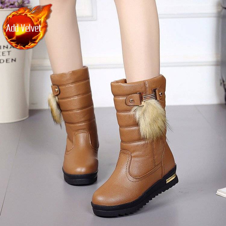 Leather Waterproof Chunky Half High Women's Snow Boots Winter Fleece-lined Fashion 2025 Novelty Designer Luxury Hot Ladies Shoes