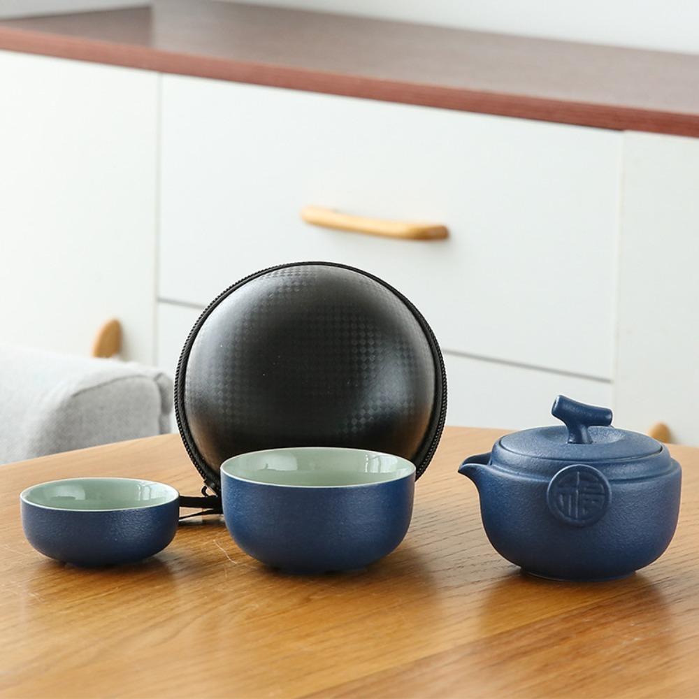 

Creative 2 in 1 Tea Ceremony Teapot Set with Storage Bag Mini Travel Teapot Ceramic Quick Cup Living Room 500 ml синій