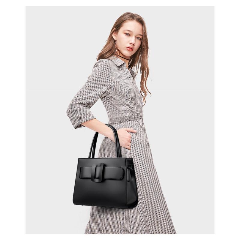 New trendy bags are coming! Large-capacity women's bags, all-match artifacts in autumn and winter.