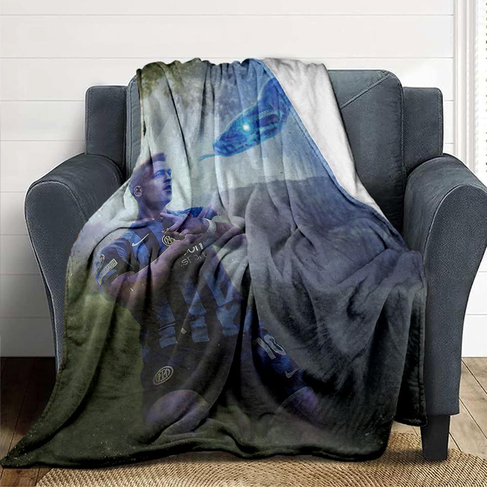 Football Player Action Blankets Flannel Printed Breathable Warm Throw Blanket for Home Office Bedspreads 0708a56