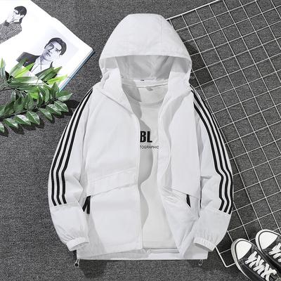 Frühling und Herbst Dreistreifen Kapuzenrevers Sport- und Freizeittrend Vielseitige Jacke Herrenbekleidung