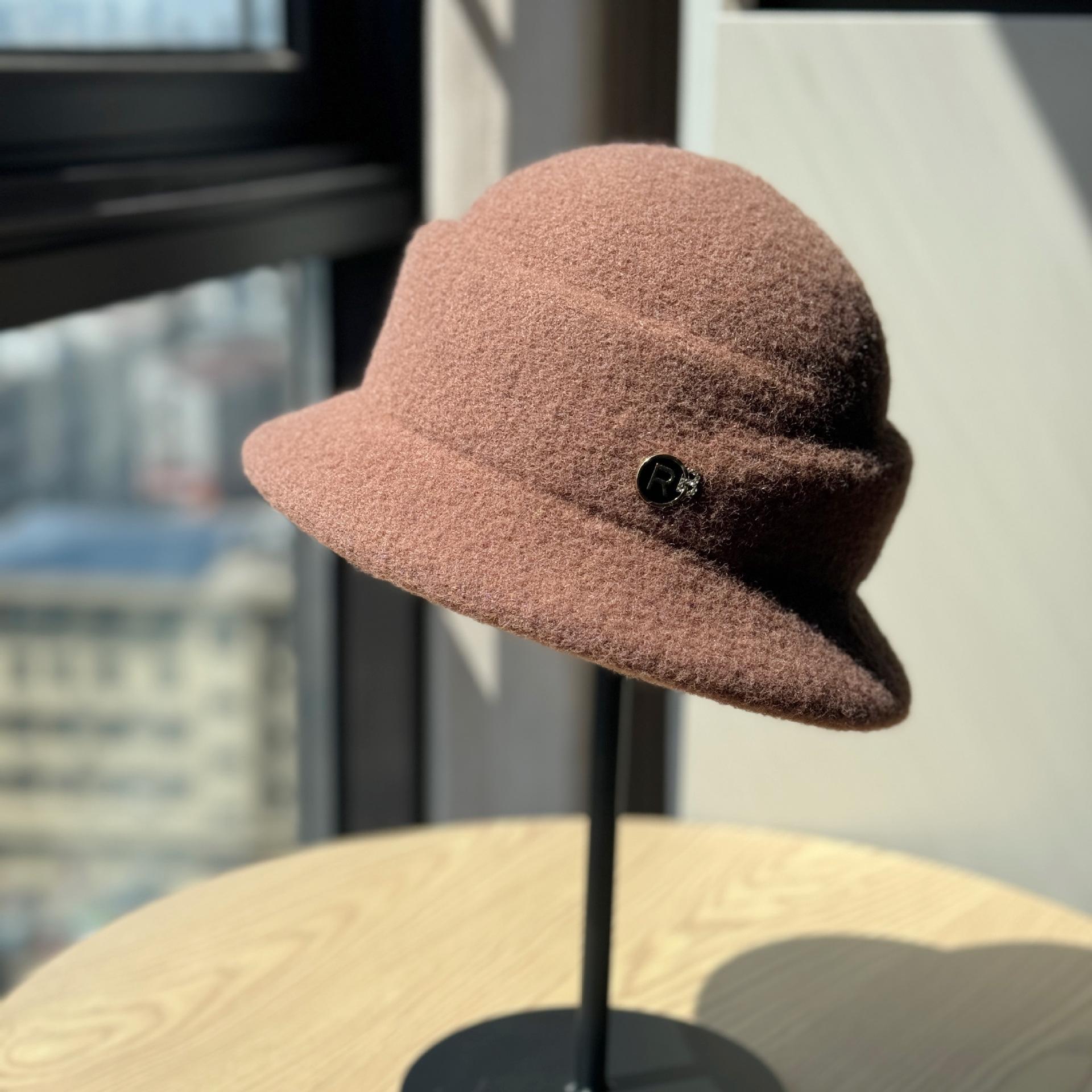 

Шерстяной цилиндр в стиле Хепберн для женщин на осень и зиму Элегантная и теплая шляпа рыбака Высококлассная новая модная шляпа-котелок Adjustable