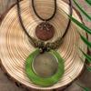 Retro runde Holzchips, antike Halsketten, ethnisches langes Perlenwachsfaden Schal-Ketten-Schmuck mit Schmetterling