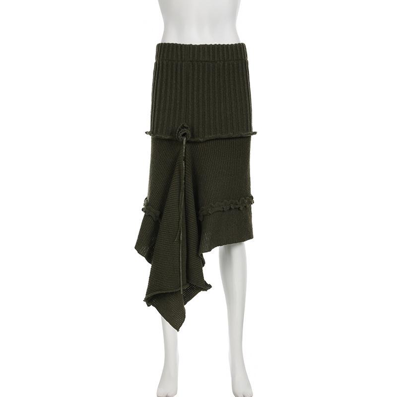 Women's Autumn Irregular Hem Knit Skirt - European & American Street Style with Pleated Design and Lace Details