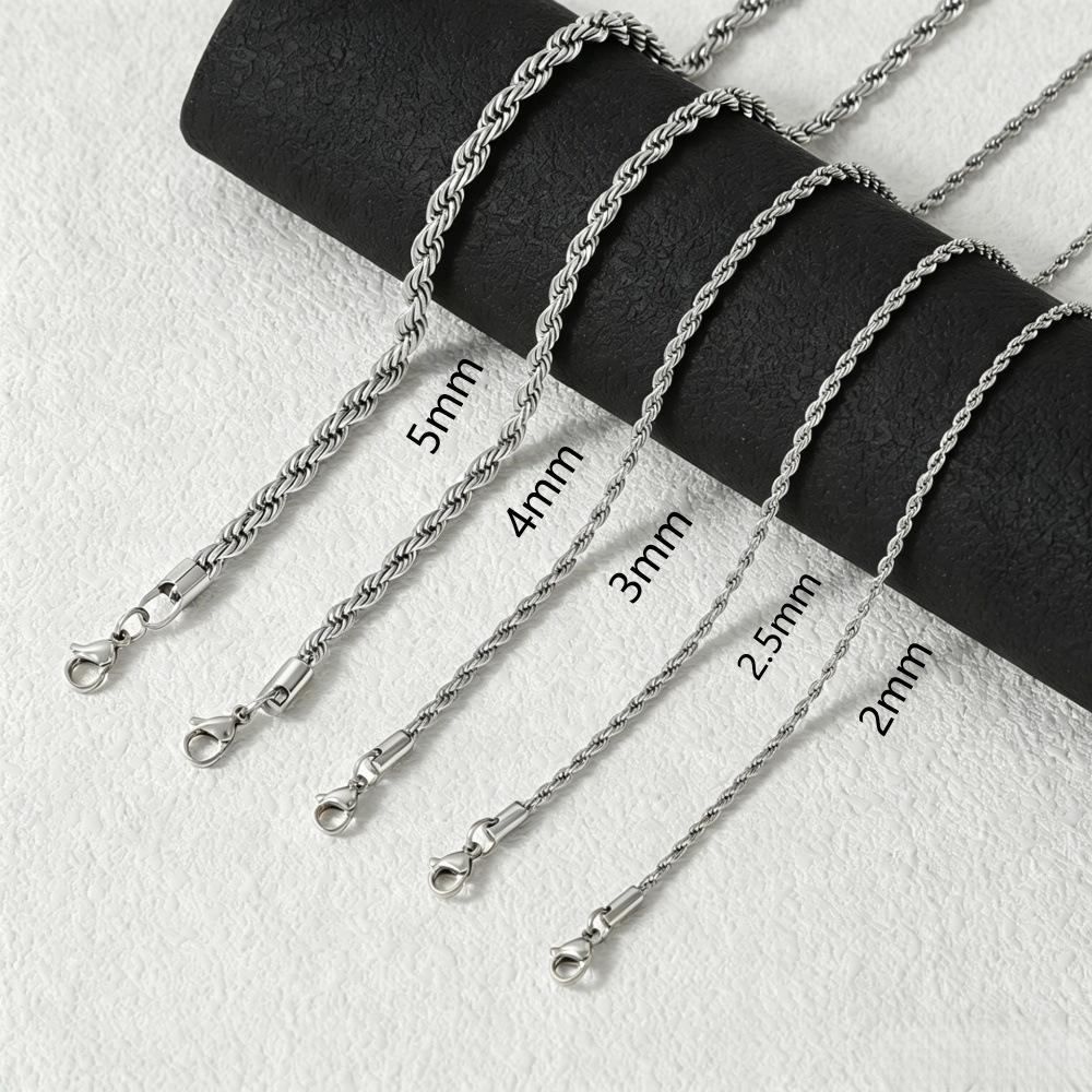 European & American Twist Chain Luxury Titanium Steel Clavicle Necklace