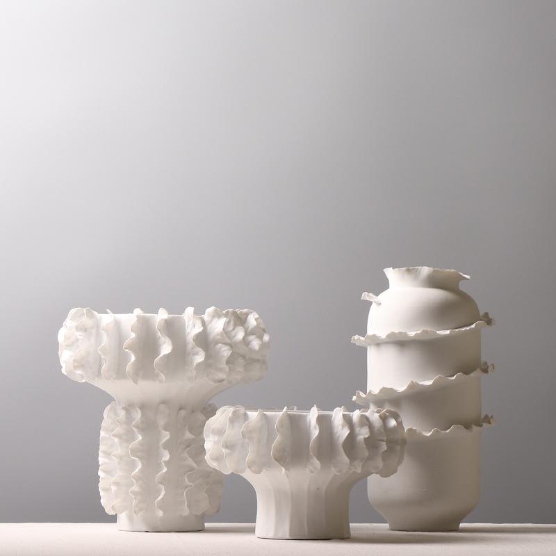 Ceramic Vase White Pleated Petals Flowerpot Handmade Flower Vase Wavy Lace Flower Arrangement Accessories Home Decoration