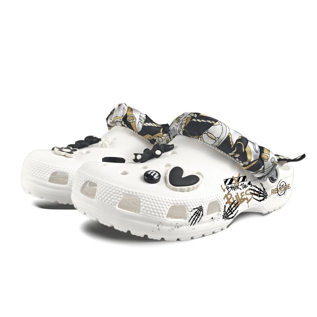 Crocs Crush Clog EVA Graffiti Claw Decorative Buckle Hand Painted Casual Fashion Versatile Hole Shoes Unisex White