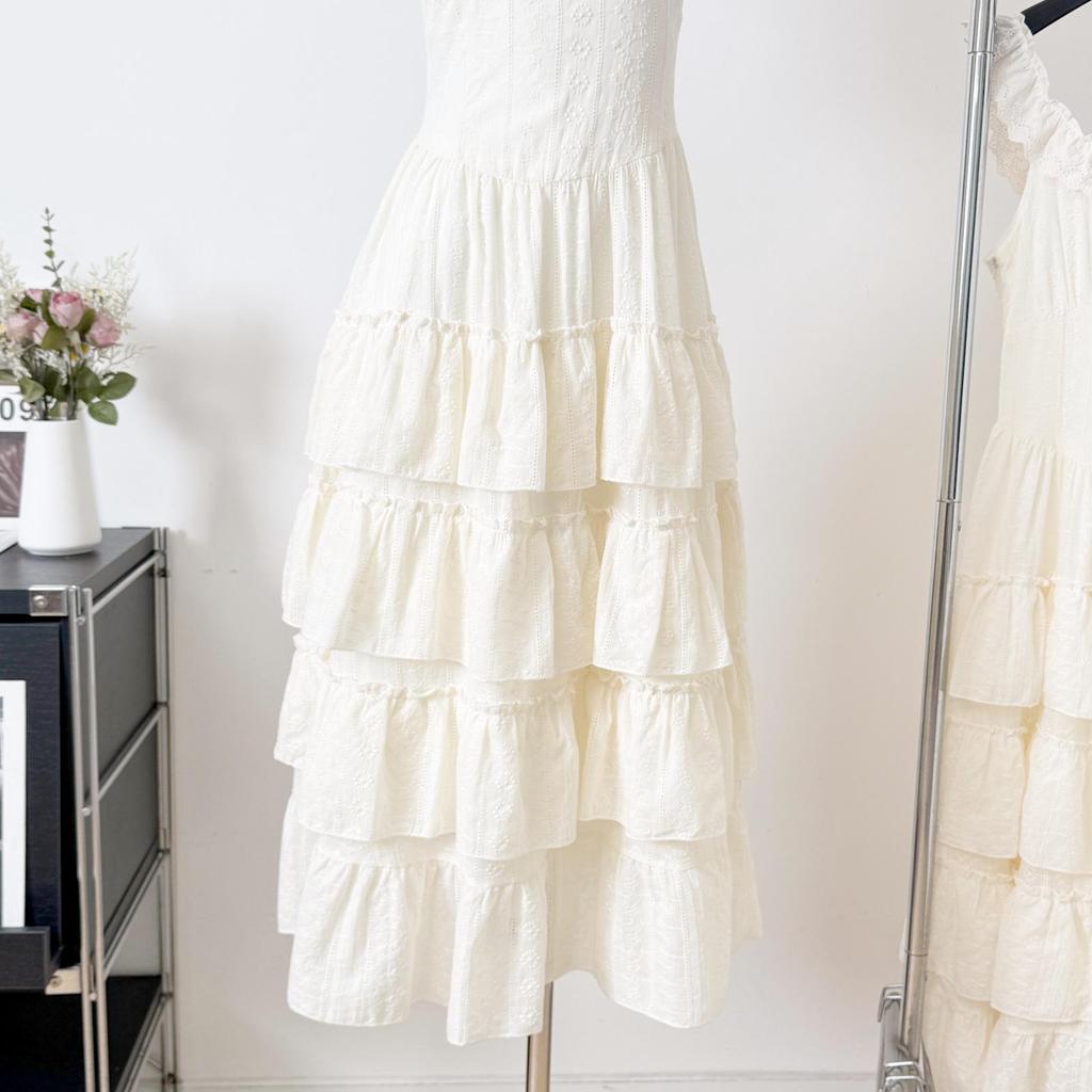 Elegantes Sommer-Trägerkleid für Damen: Erste Liebe Prinzessinnenstil, Tailliert, Flauschiger Langer Rock