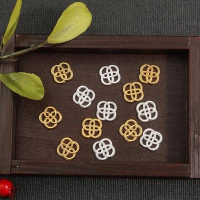 10 Stück antike Legierung Hohlblumen-Zubehör für DIY-Schmuckherstellung