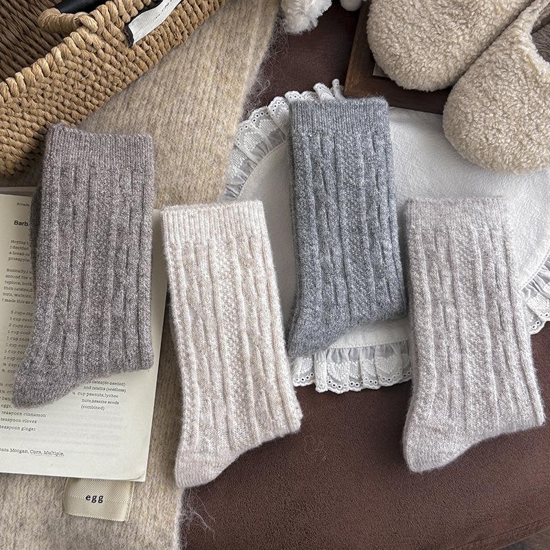 Wool Socks Mid-Tube Socks Season Warm Solid Color Boneless Confinement Socks Plush Thickened Cashmere Pile Socks For Women