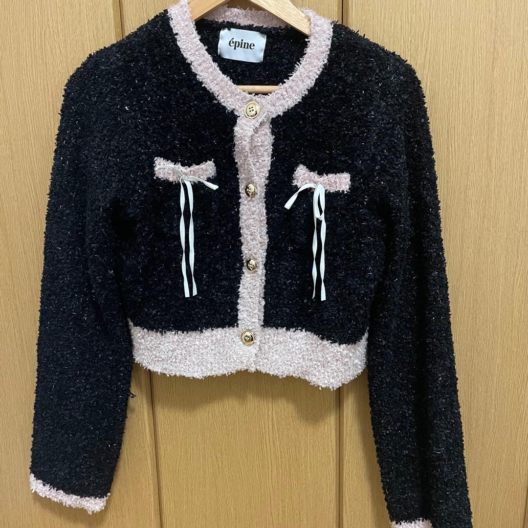 

[USED] Excellent condition Epine piping ribbon cardigan in black and pink. Sold out.