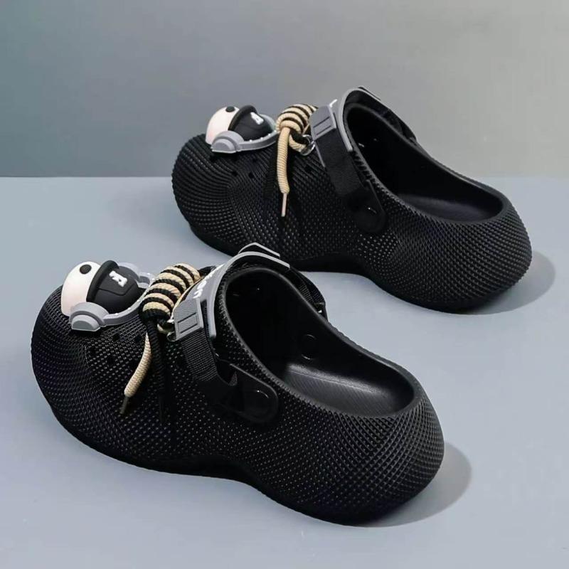 Summer Couple 3D Thick Soled Cave Shoes Outdoor Beach Slippers Wearing Earphones Dog Pattern Sandals