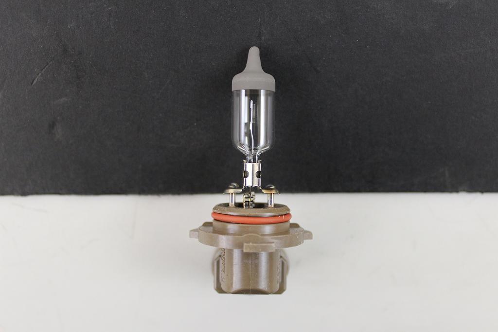 TOYOTA Genuine Fog Lamp Part Number (Toyota) Part Bulb, 90981-13047