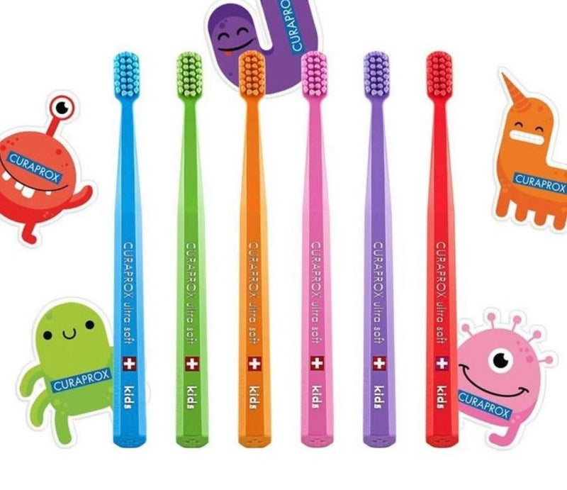 

Детская зубная щетка Curaprox Bacteria Limited Edition Ultra Soft