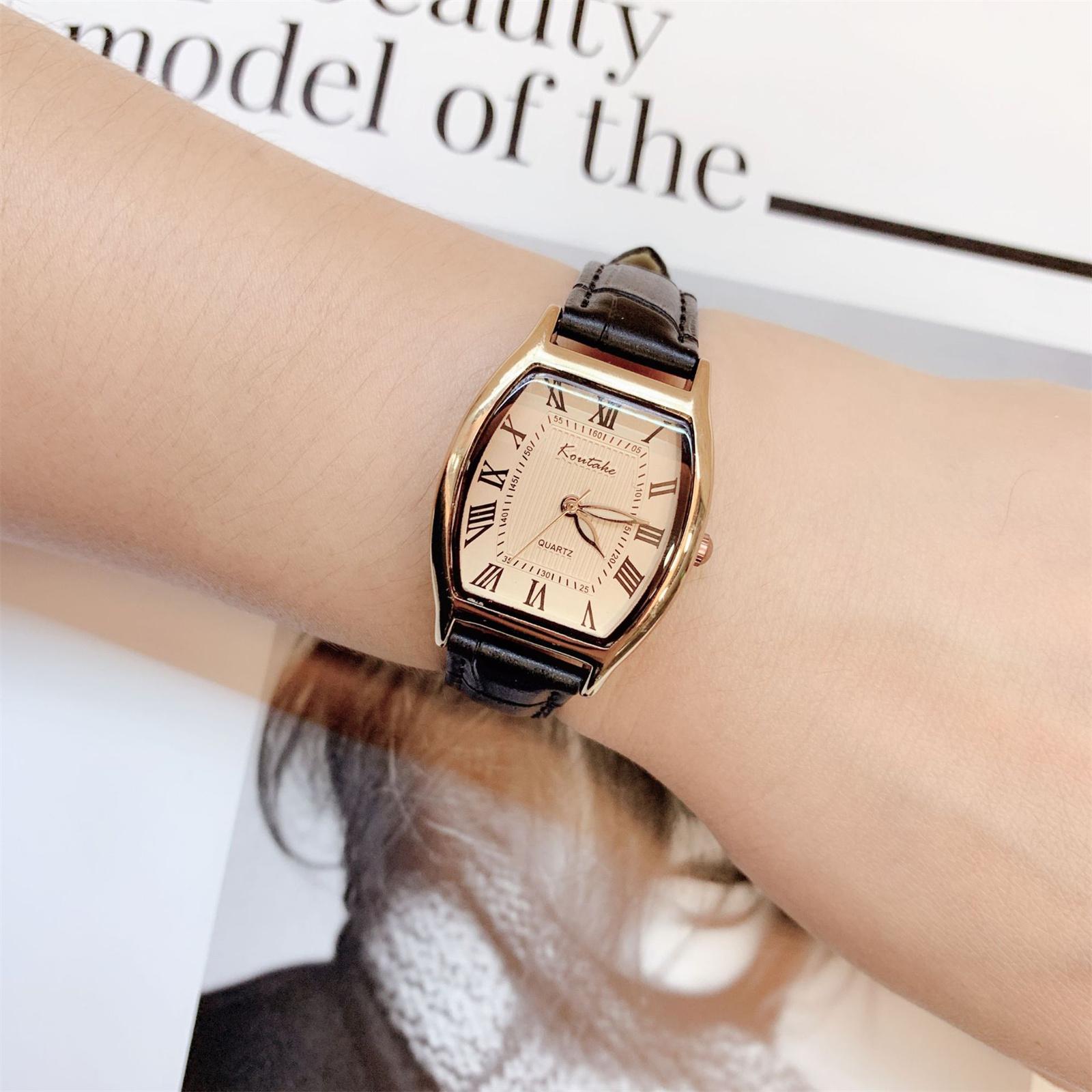 

Модные женские электронные часы с кожаным ремешком – Стильные цифровые наручные часы для леди, Элегантный дизайн, Идеальный подарок на день рождения, , для повседневной носки One Size