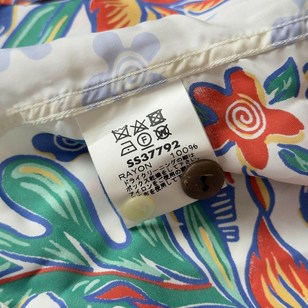 Used SUN SURF ORCHID AND HAWAIIAN TRADITION Size XS Aloha shirt Hawaiian shirt Rayon White Toyo Enterprises