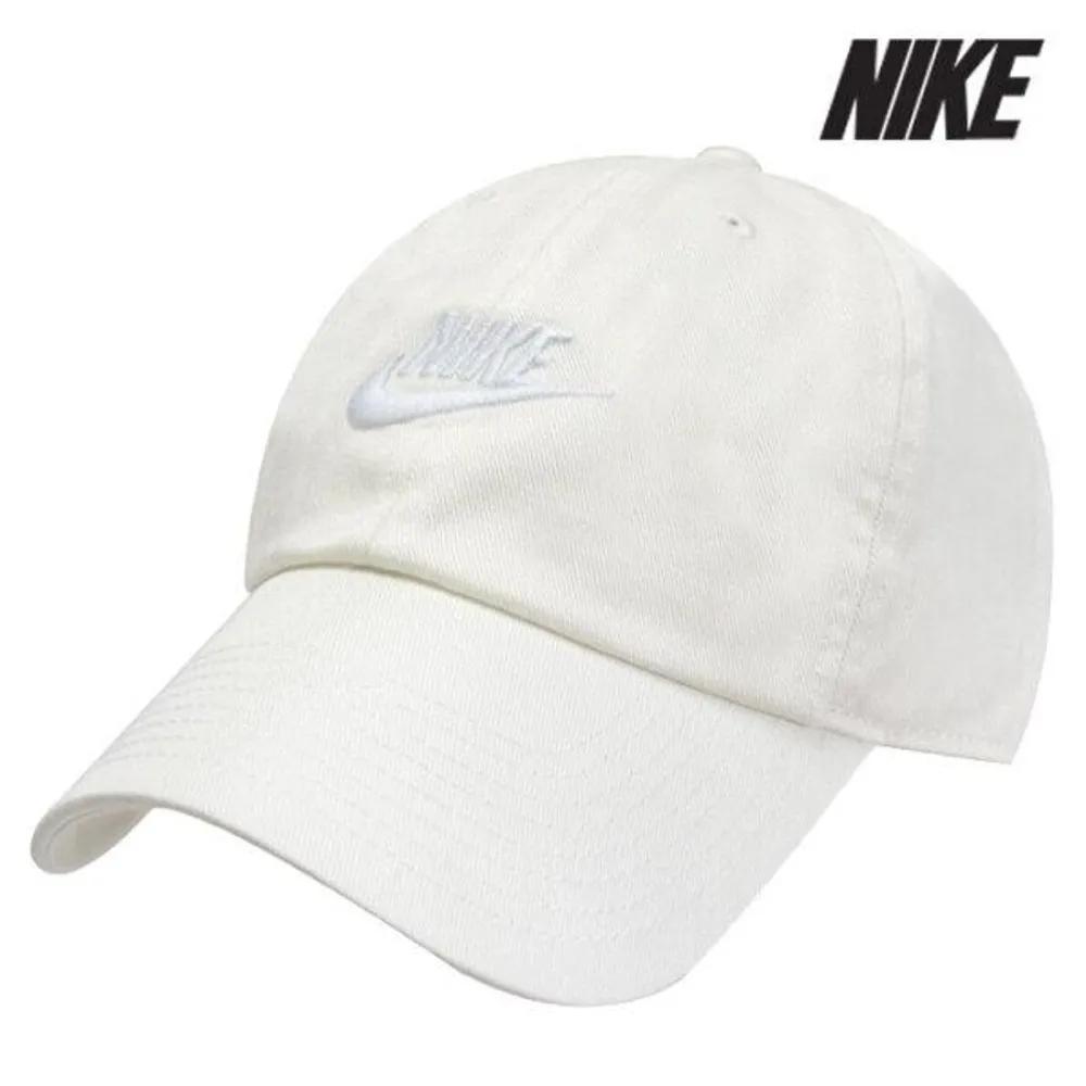 Cap /e5- FB5368-133 / Club Unstructured Futura Wash Cap FREE