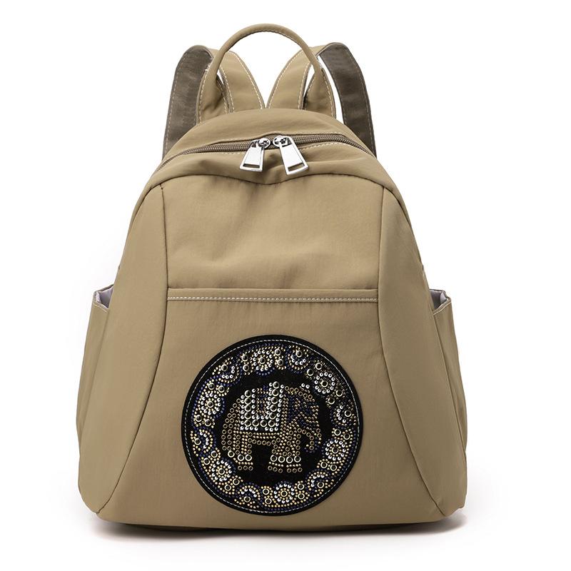 A Fashionable and Casual Backpack for Women, A Lightweight and Large-capacity Travel Backpack