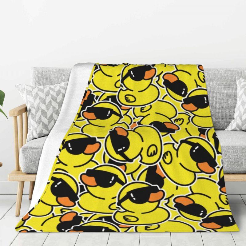 Custom Ultra-Soft Fleece Yellow Colorful Rubber Duck Pattern Throw Blanket Warm Flannel Blankets for Bed Home Couch Quilt