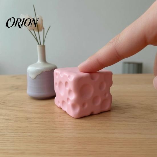 Hand Held Stress Reliever Mini Cheese Cube Squeeze Toy, Anxiety Relief Block Sensory Classroom Fidgets Toy Slow Rebound Fake Pinch for Focus