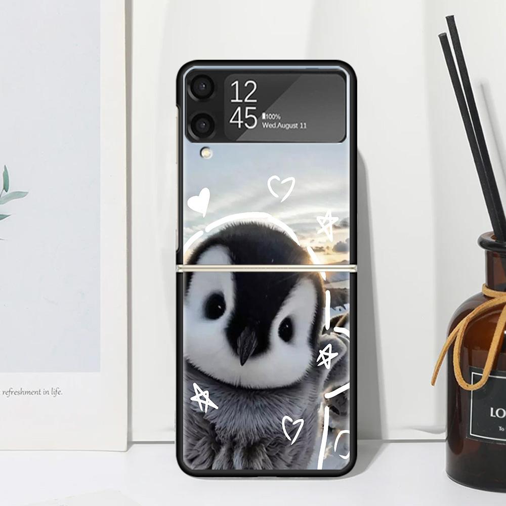 

Penguins Love At The North Pole Phone Case Cover for Samsung Galaxy Z Flip 7 6 5 4 3 5G Flip3 Flip4 Flip5 ZFlip6 ZFlip7 Black Fu Samsung Z Flip 3