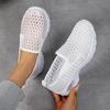 Women Casual Flat Sandals Breathable Mesh Walking Sandals Light Comfortable Outdoor Flat Plus Size Shoes Women Zapatos De Mujer