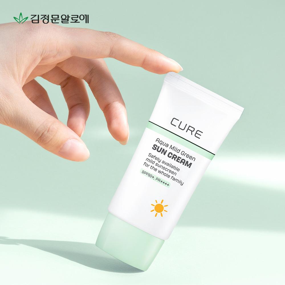 Kim Jeong Moon Aloe Cure Aqua Mild Green Sunscreen 40ml X 2