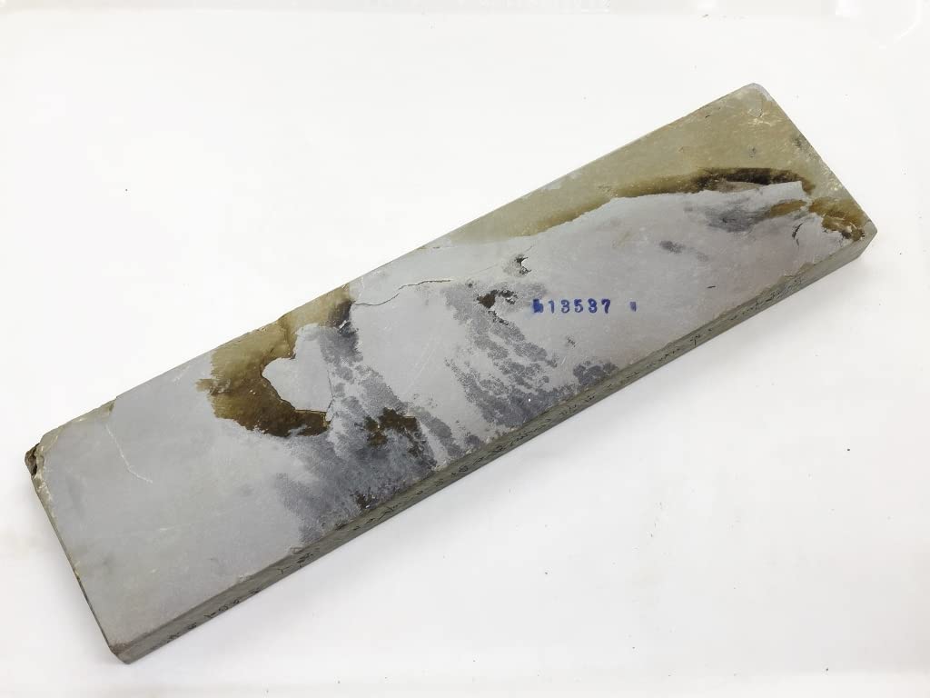 Natural whetstone Shohonyama Yamashiro Meiji Umegahata Narutaki Kinbyofengsui Asagi Taoamochichi length Long length best quality Ukyo-ku Ondoyama-cho