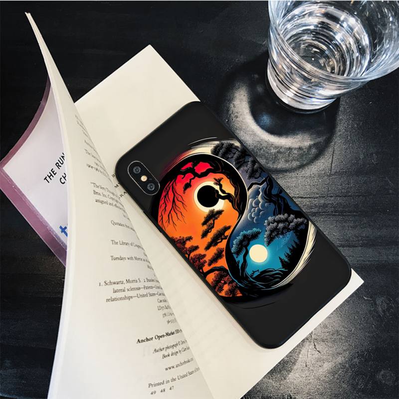 Rough Wood Grain Effect Tree of Life Yin Yang Phone Case for iPhone 8 7 6 6S Plus X SE 2020 XR XS 14 11 12 13 Mini Pro Max Mobil