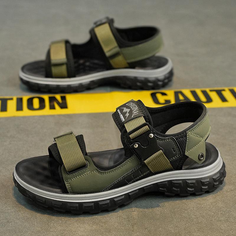 2025 Spring and Summer New Men's Trend Casual Fashion Versatile Daily Comfortable Breathable Open-toed Men's Sandals