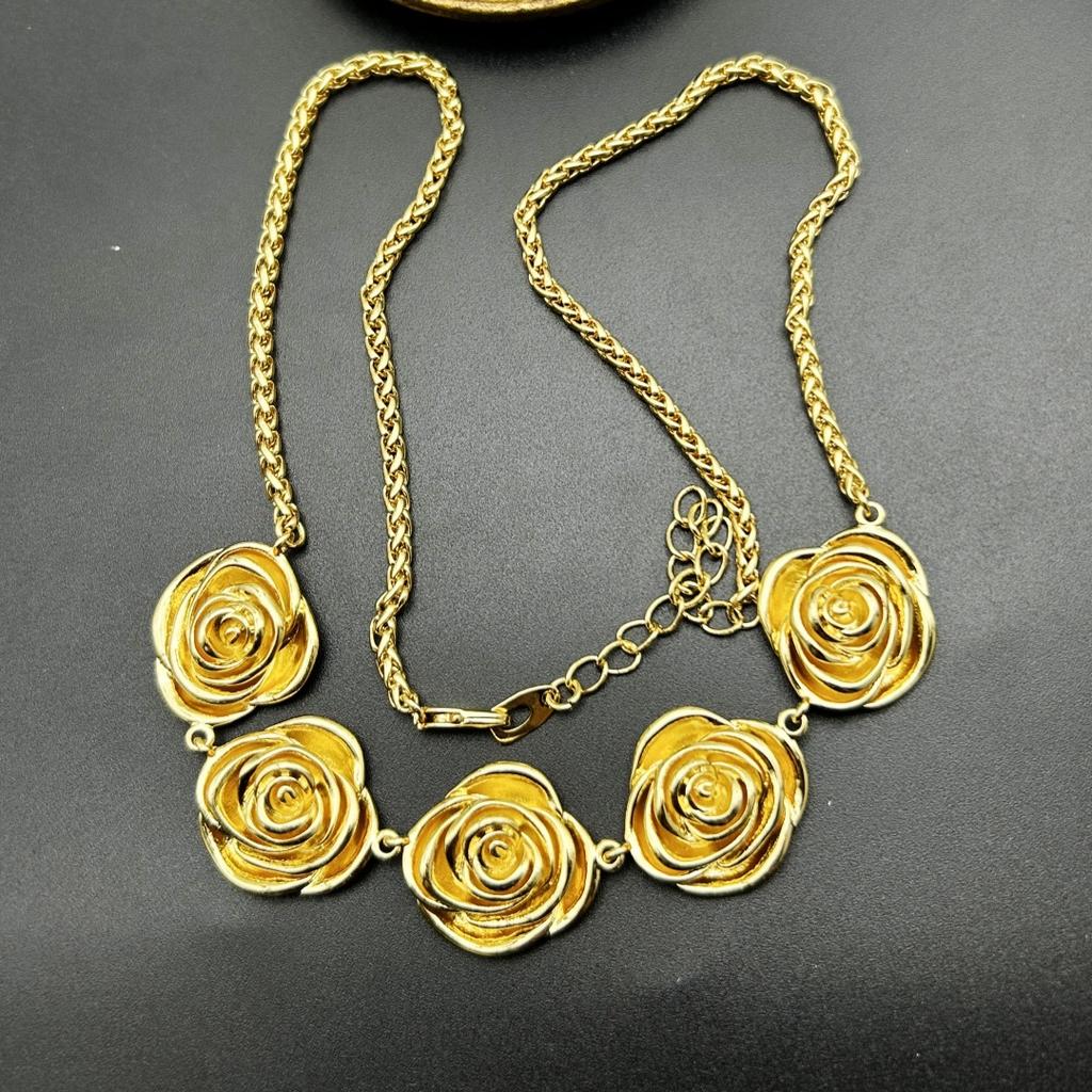 Medieval Vintage Western Replica Three-Dimensional Relief Brass Electroplated Real Gold Camellia Set Silver Needle Stud Earrings