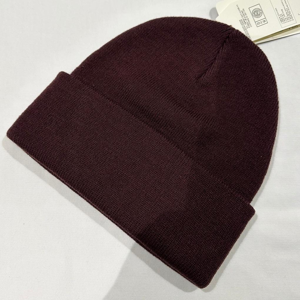 Unisex Silver Tab Logo Beanie ONE SIZE Burgundy (LD7810003)