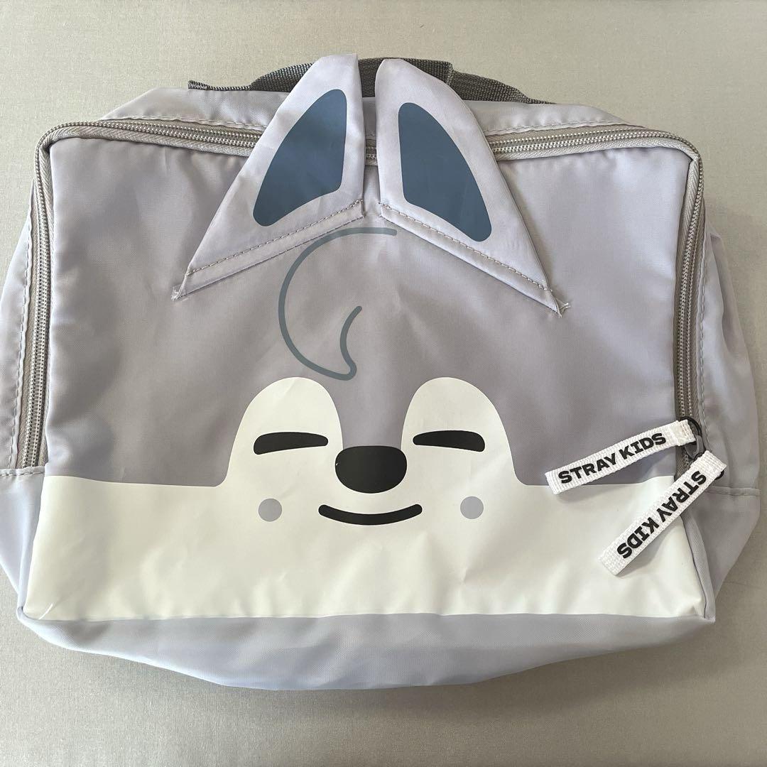 

[Б/У] Бан Чан, Stray Kids, дорожная косметичка Вольфчан